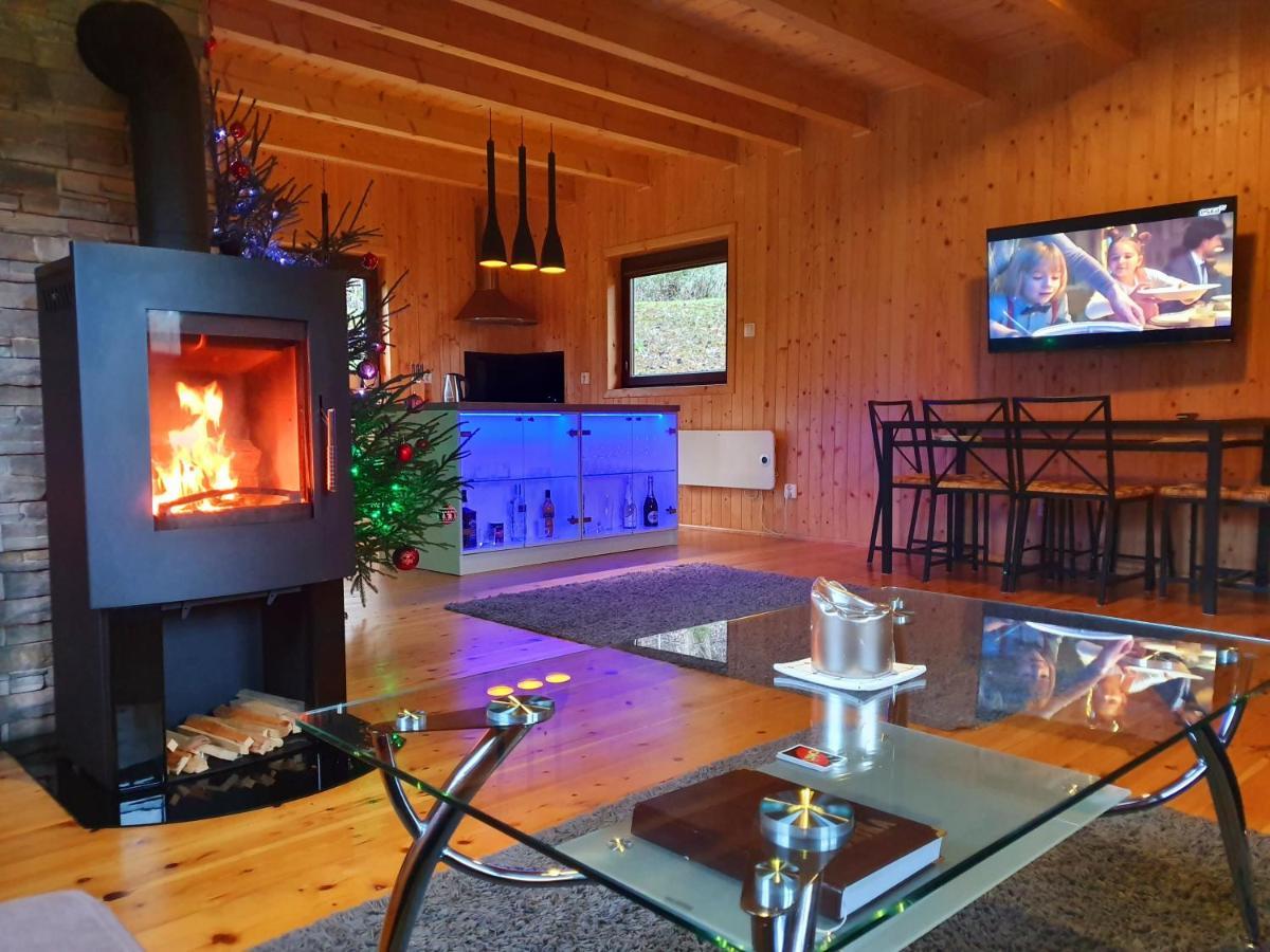 Mana Village - Jacuzzi & Sauna Barłomino Exteriör bild
